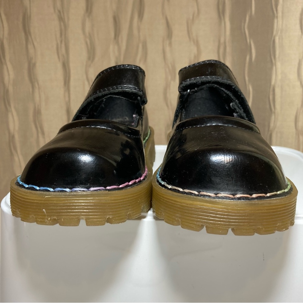 Dr. Martens Tully Mary Jane Toddler Girl's 9 Patent Leather Black Rainbow Stitch - Picture 6 of 16